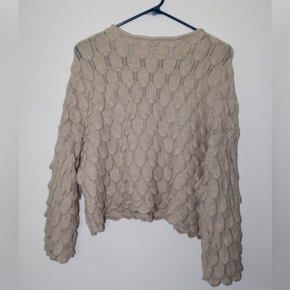 Eternelle Scalloped Tan Sweater Size S/M